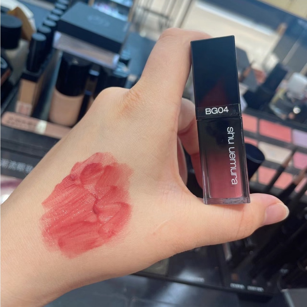🔥Shu Uemura lipgloss BG04